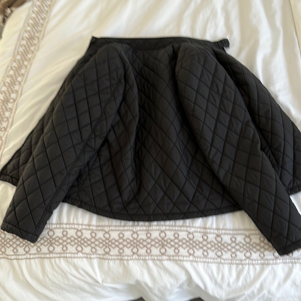 Vince Camuto Light Medium Size Puffer